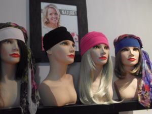 Prothèses capillaires à Montréal - Nathalie Brosseau Coiffure (salon de coiffure à Beaubien)